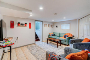 Cozy Home Sleeps 10 Lombard Chicago Suburb
